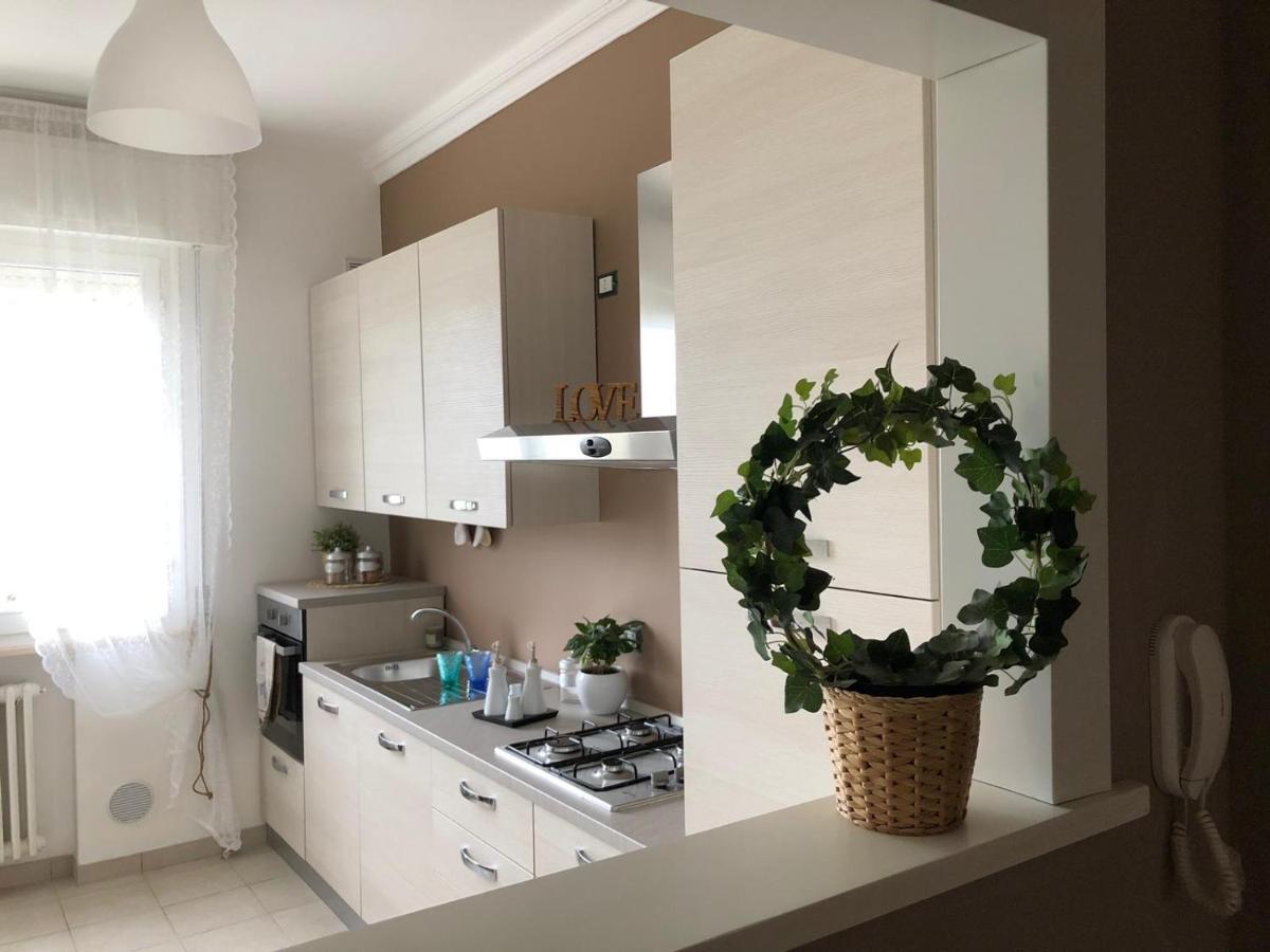 Stella Di Mare Apartment Rimini Bagian luar foto