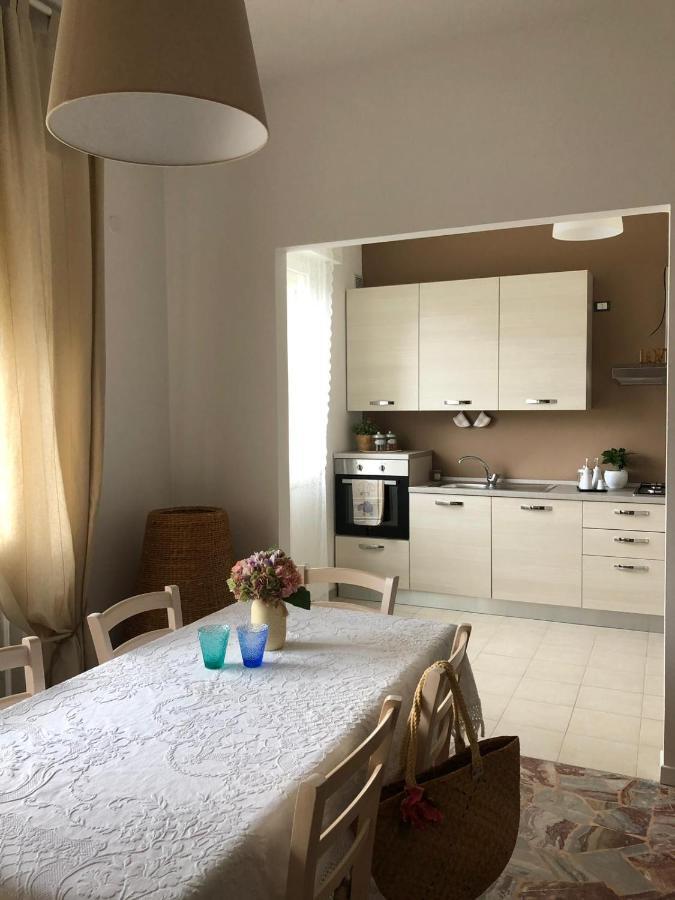 Stella Di Mare Apartment Rimini Bagian luar foto