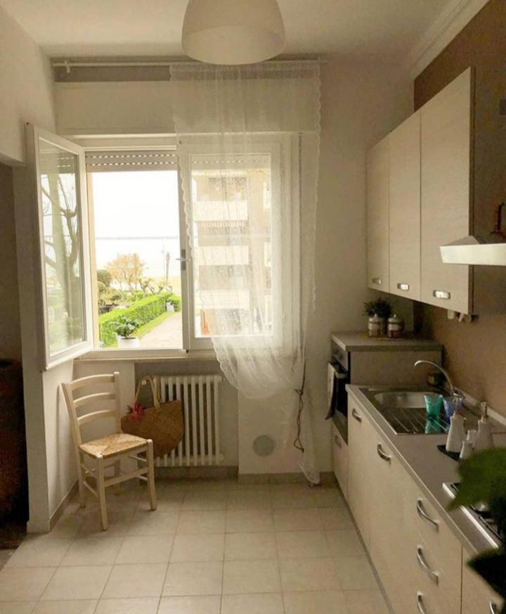Stella Di Mare Apartment Rimini Bagian luar foto